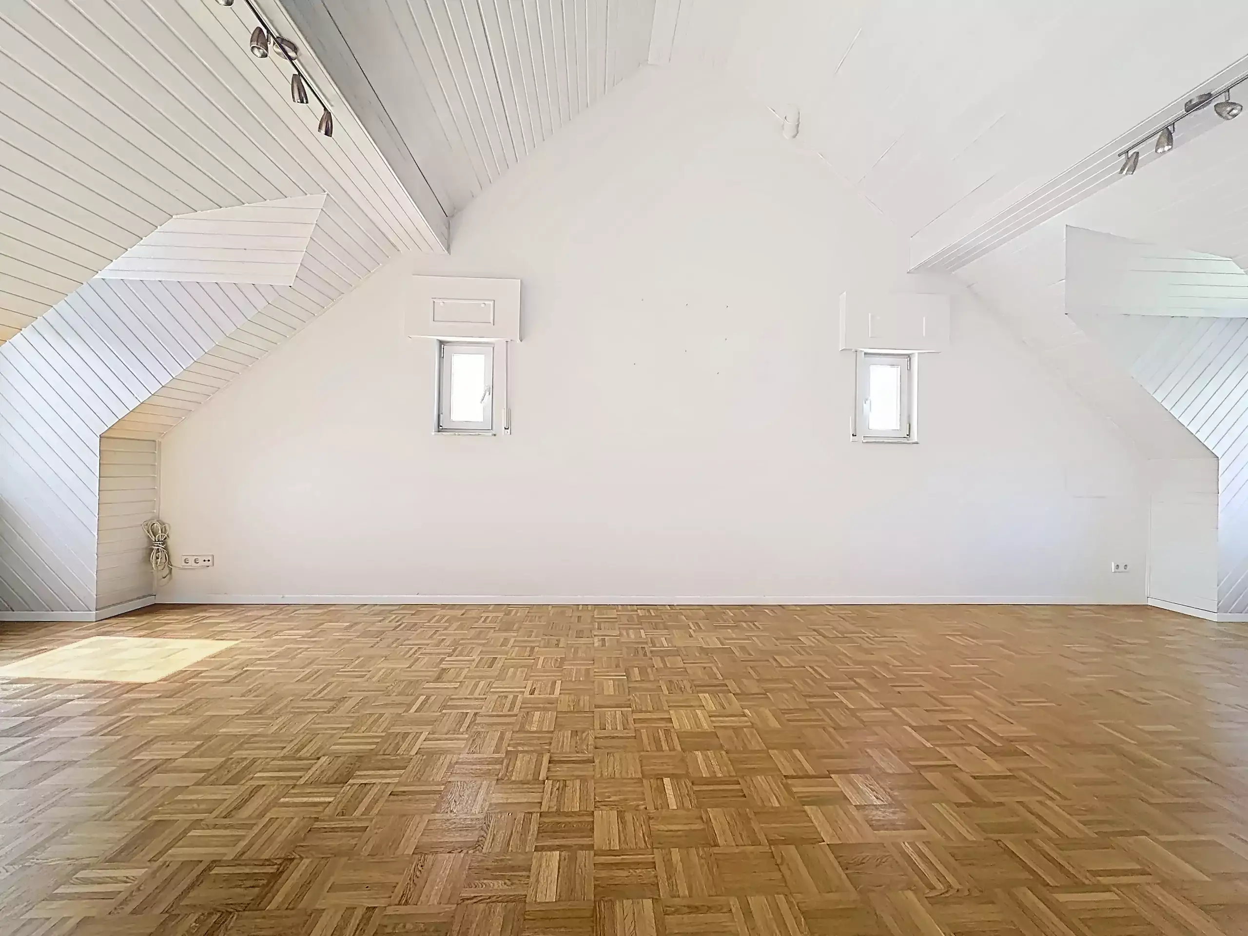 SGIMMO_Maison Bertrange_Combles_Grande chambre 3