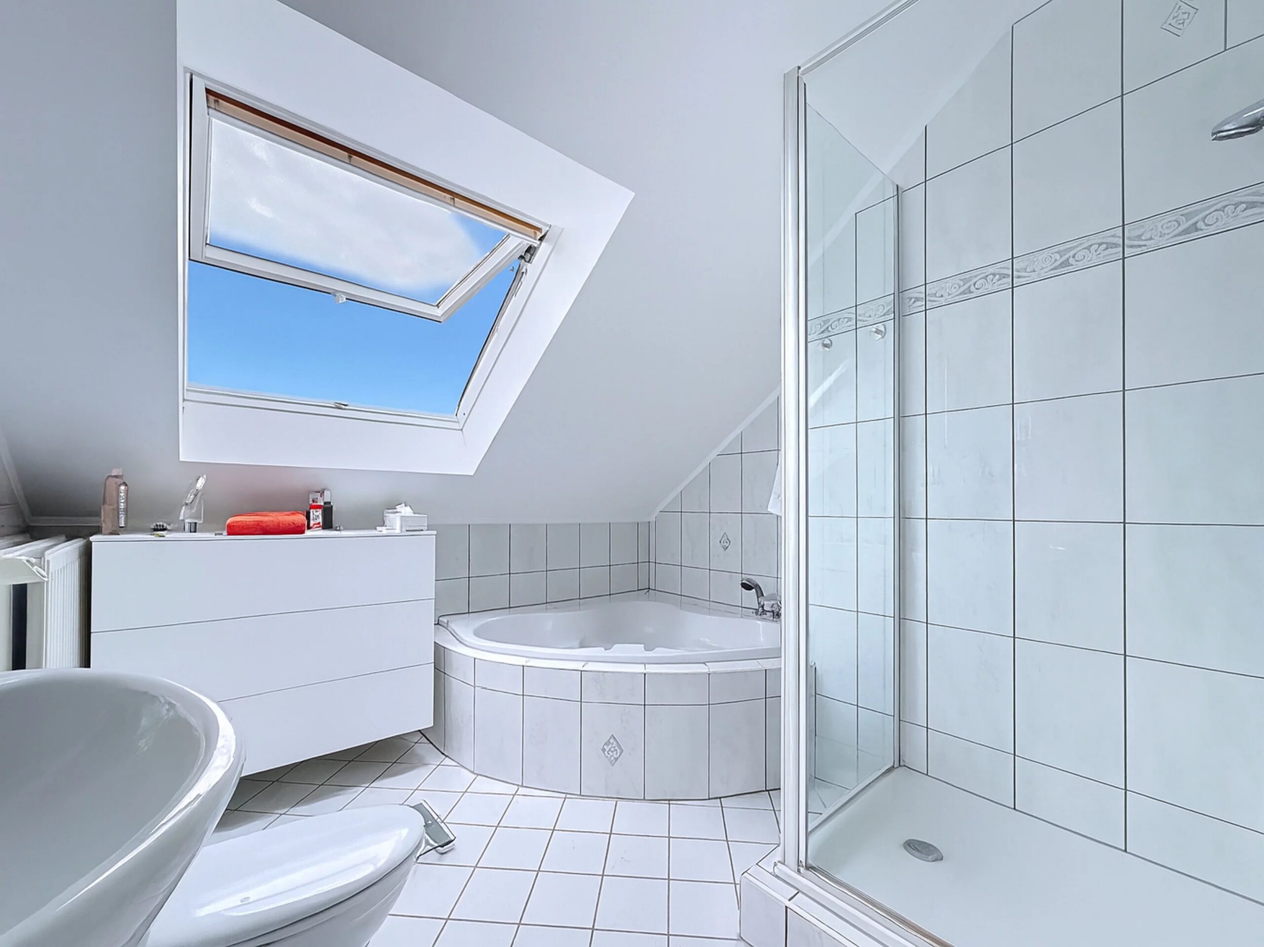 8c38a649220725d9e308c15787e1de0c_0d8991c6e9_3332-original