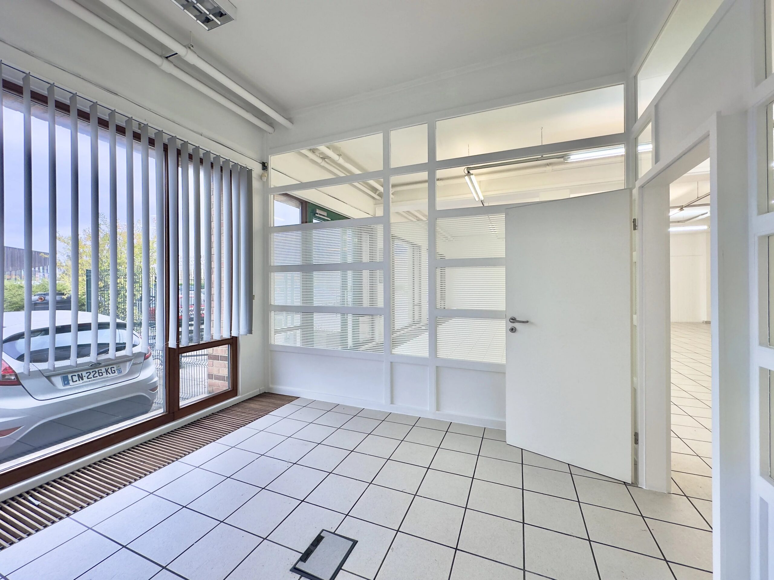 6c4984cd3a5aa8070df471e66137a3db_2758e40364_3947-original-2