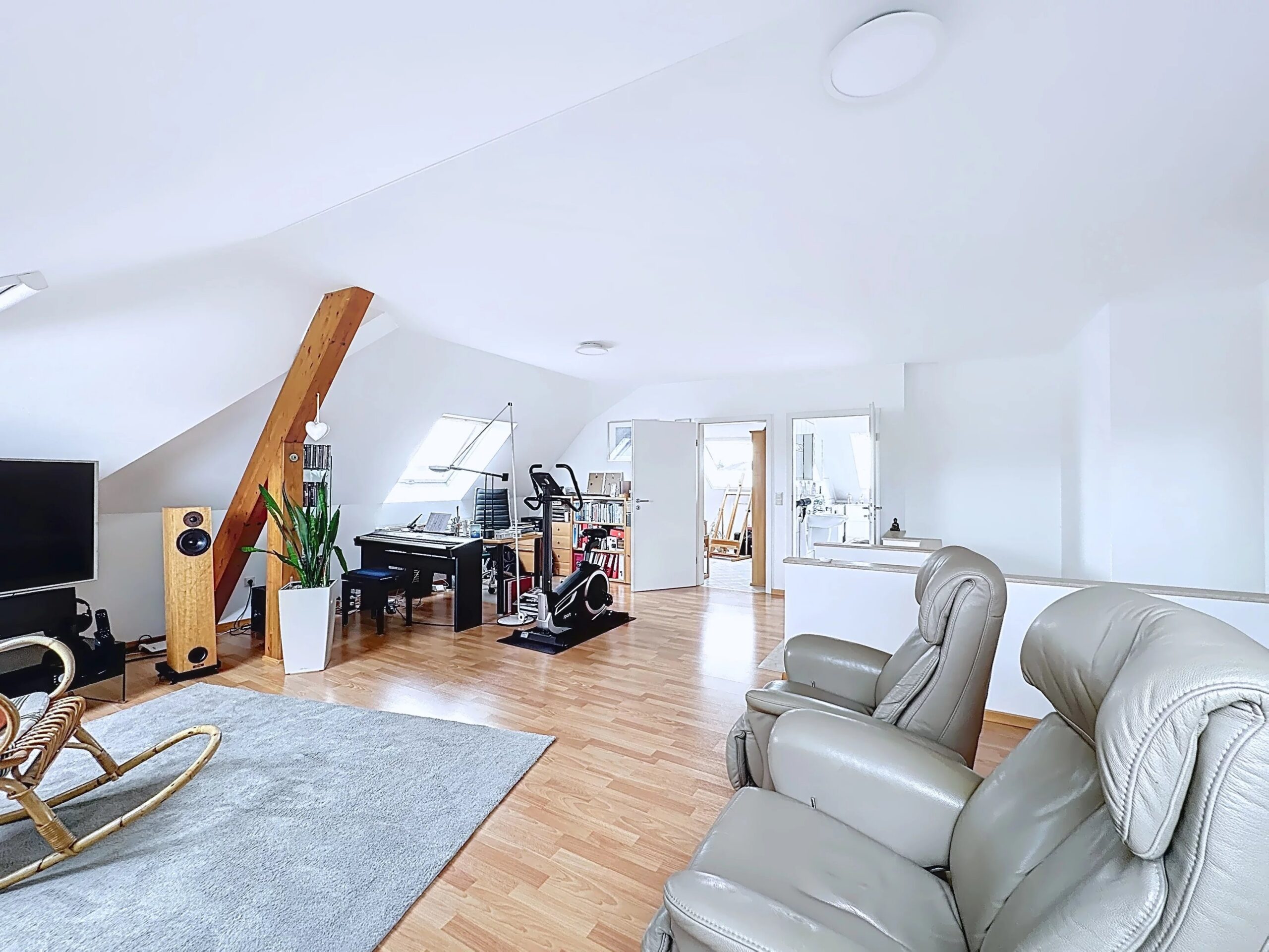 7d94d0b01b7d8b804736dcb853b38e6f_fc101dfe24_3344-original-1